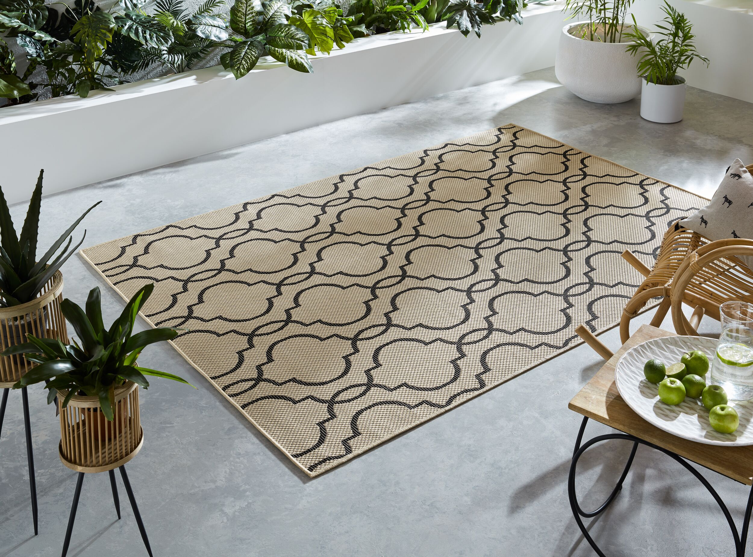 flair-rugs-milan-indoor-outdoor-geometrischer-teppich image 3