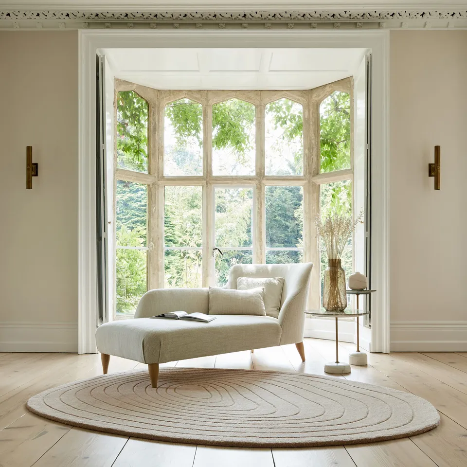 flair-rugs-puddle-wollteppich-in-puddle-form image 1