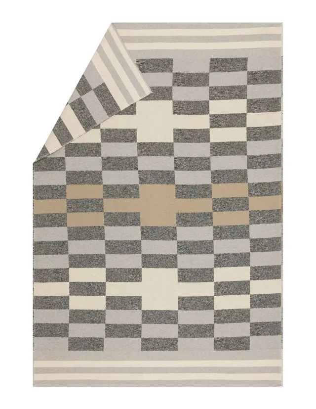 david-fussenegger-nova-berwurf-pixel-grs image 1