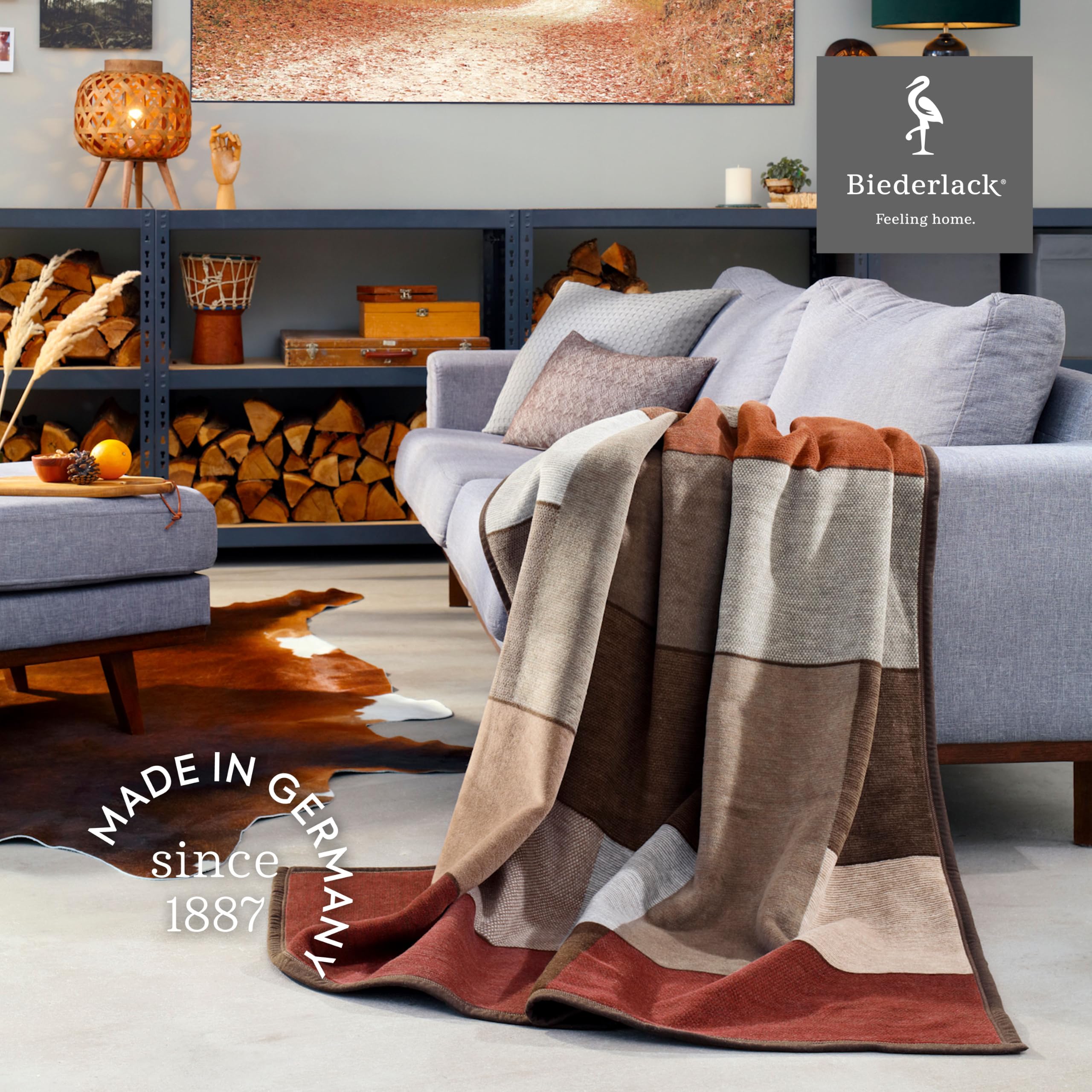 biederlack-brown-squares-kuscheldecke-150x200-cm image 3