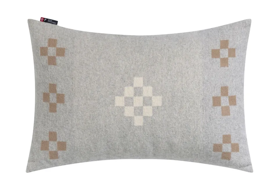 david-fussenegger-jade-kissenh-lle-quilt-gots image 1