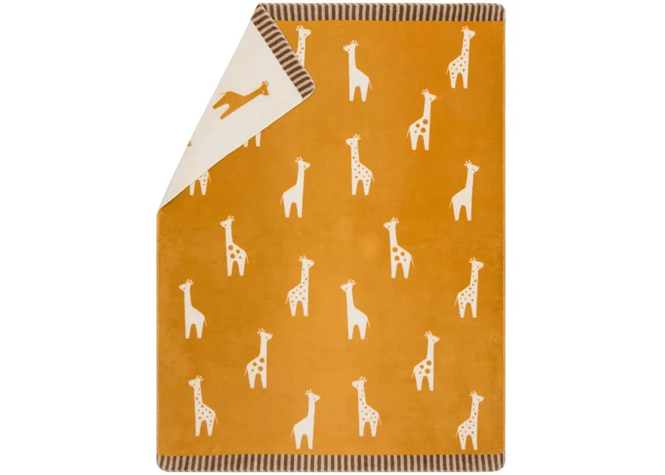 david-fussenegger-mila-kuscheldecke-giraffen image 1