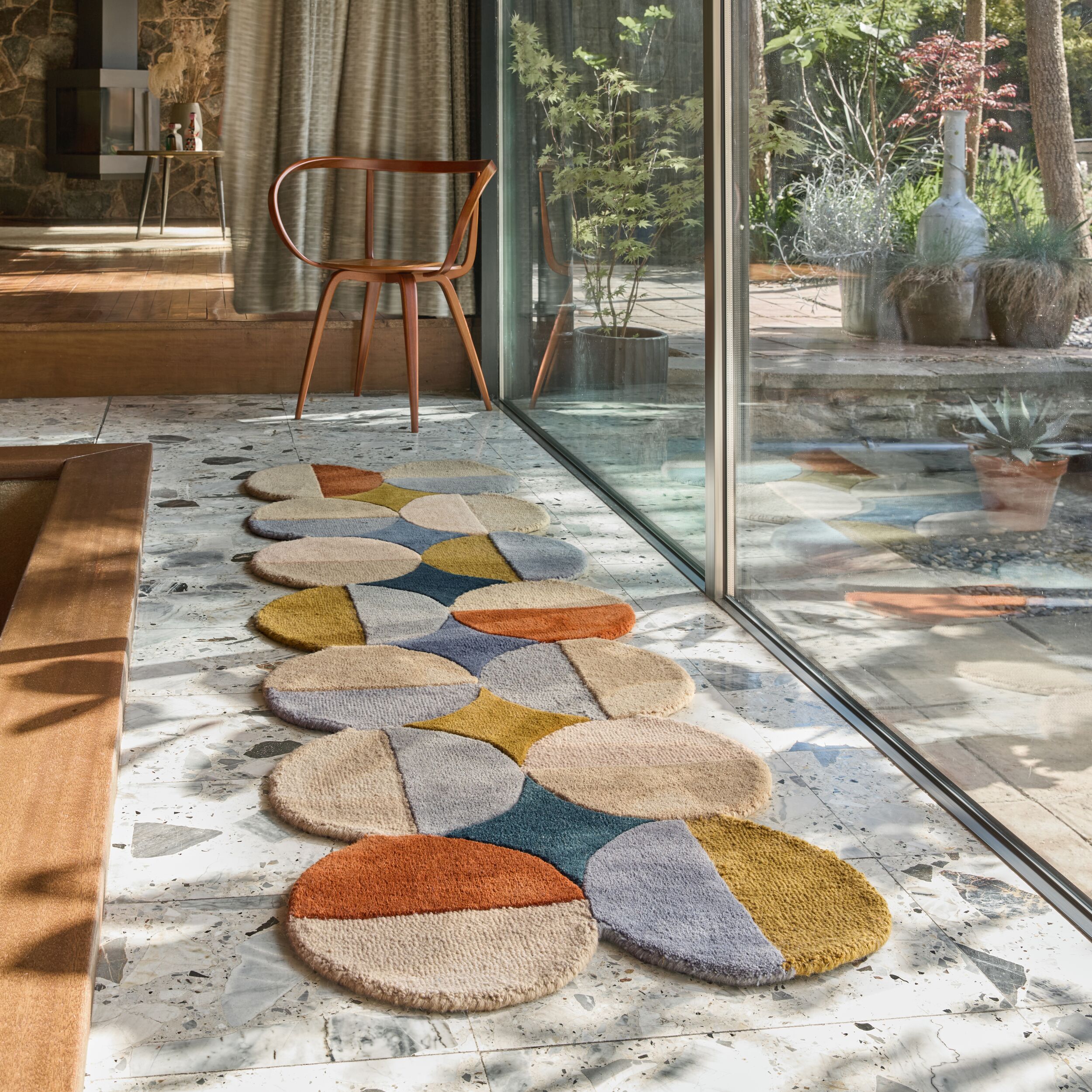 flair-rugs-mia-ellipse-woll-l-ufer-scallop-form image 1