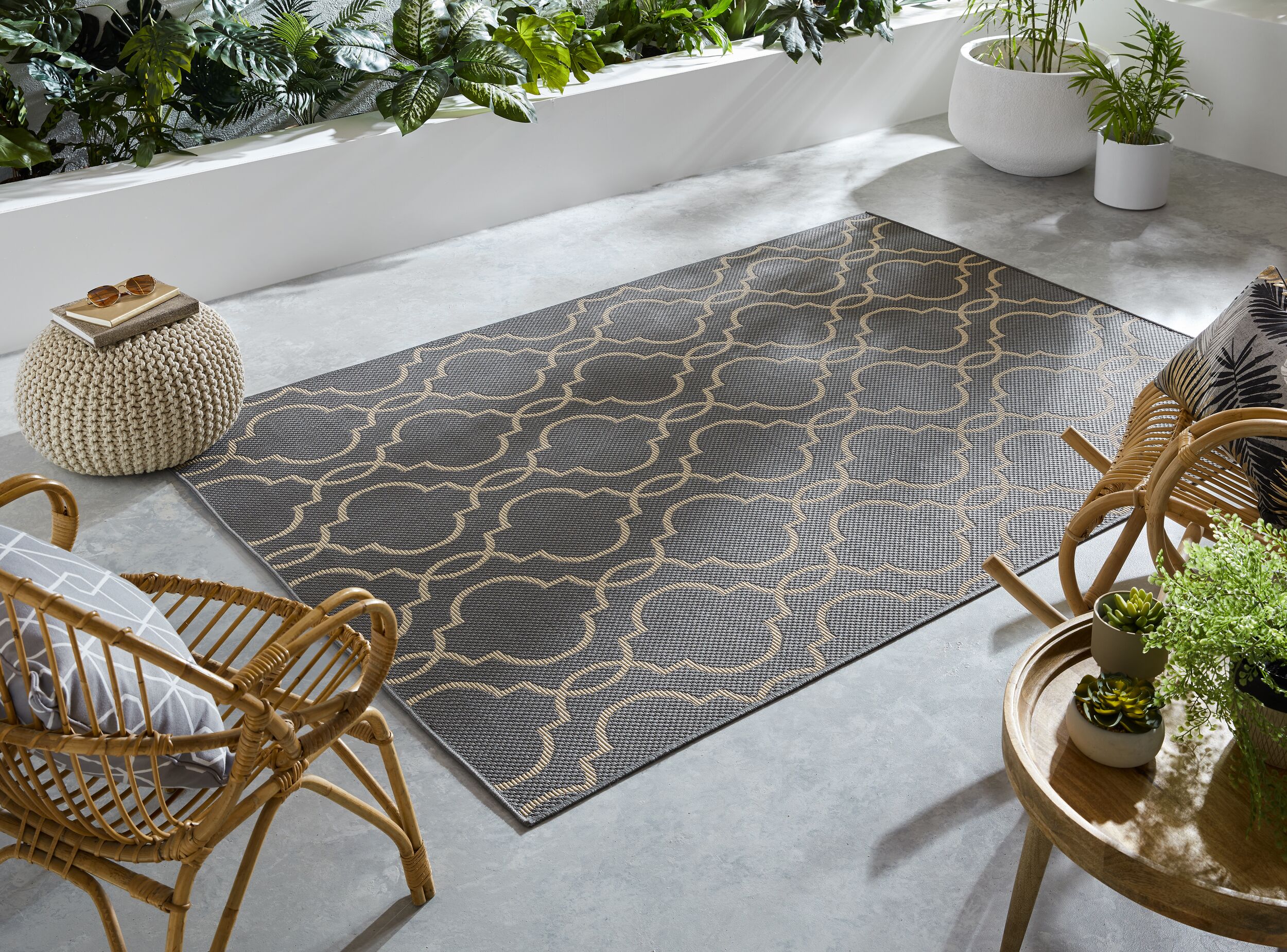 flair-rugs-milan-indoor-outdoor-geometrischer-teppich image 1