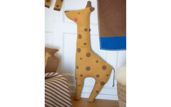 david-fussenegger-juwel-gef-lltes-kissen-giraffe-grs image 7