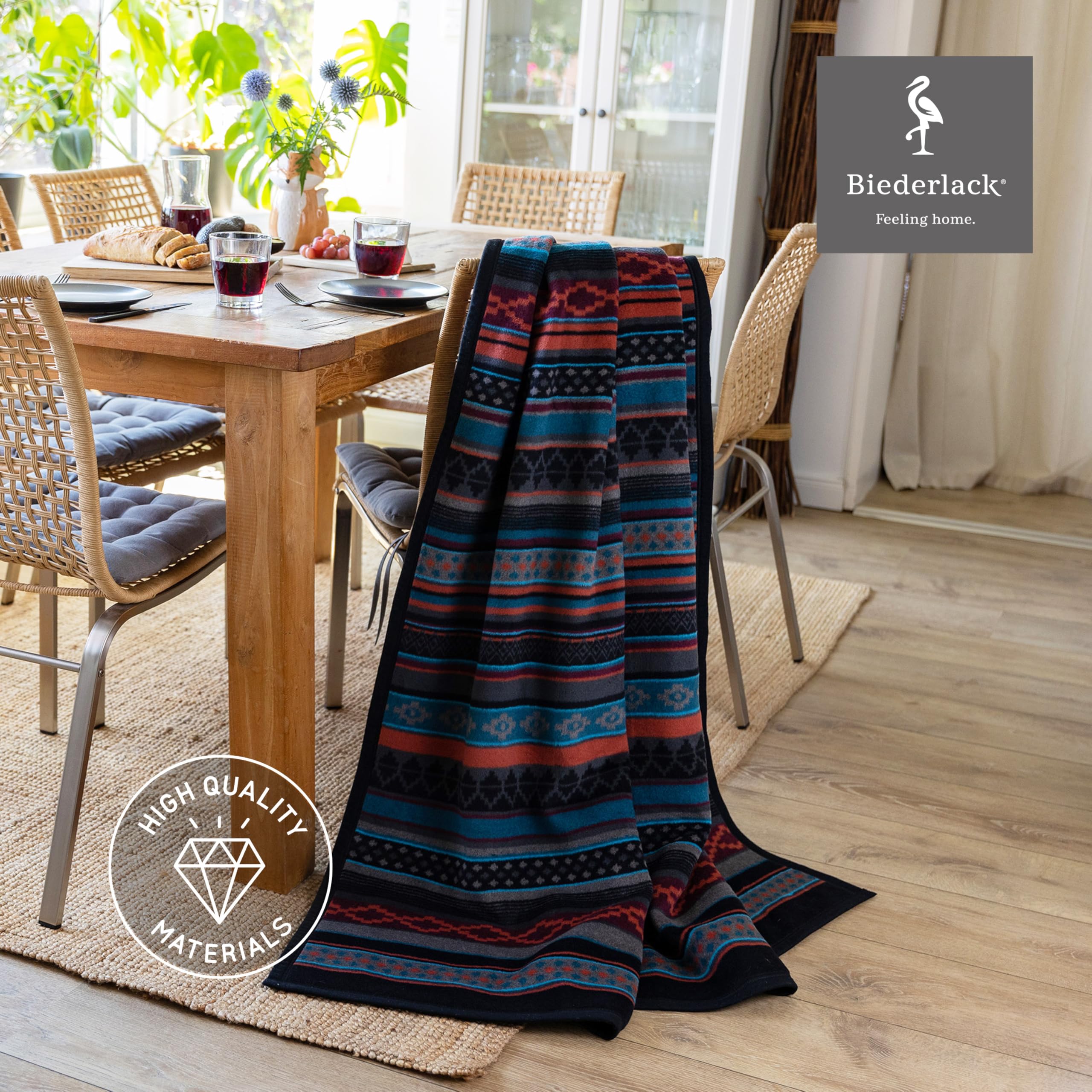 biederlack-kuscheldecke-tribal-mix-150x200-cm image 4