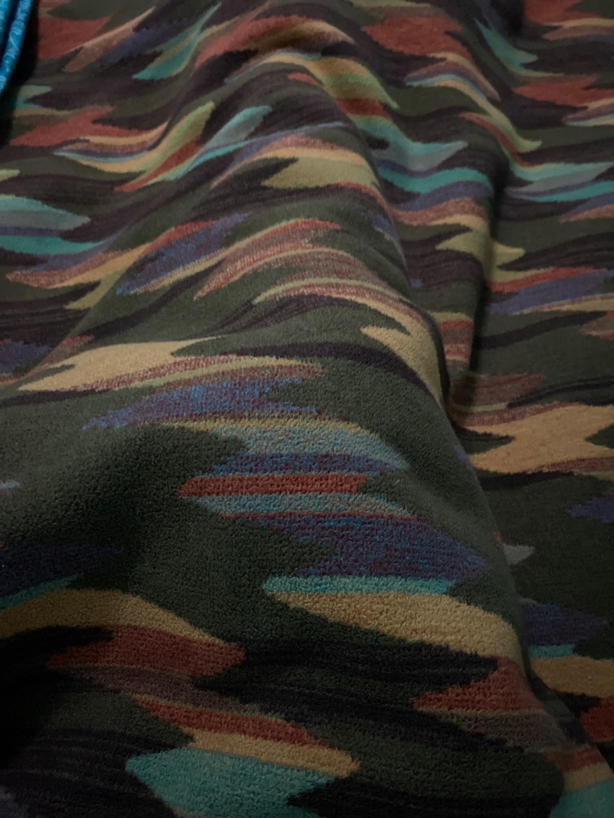 Sieht auf dem Sofa richtig edel aus