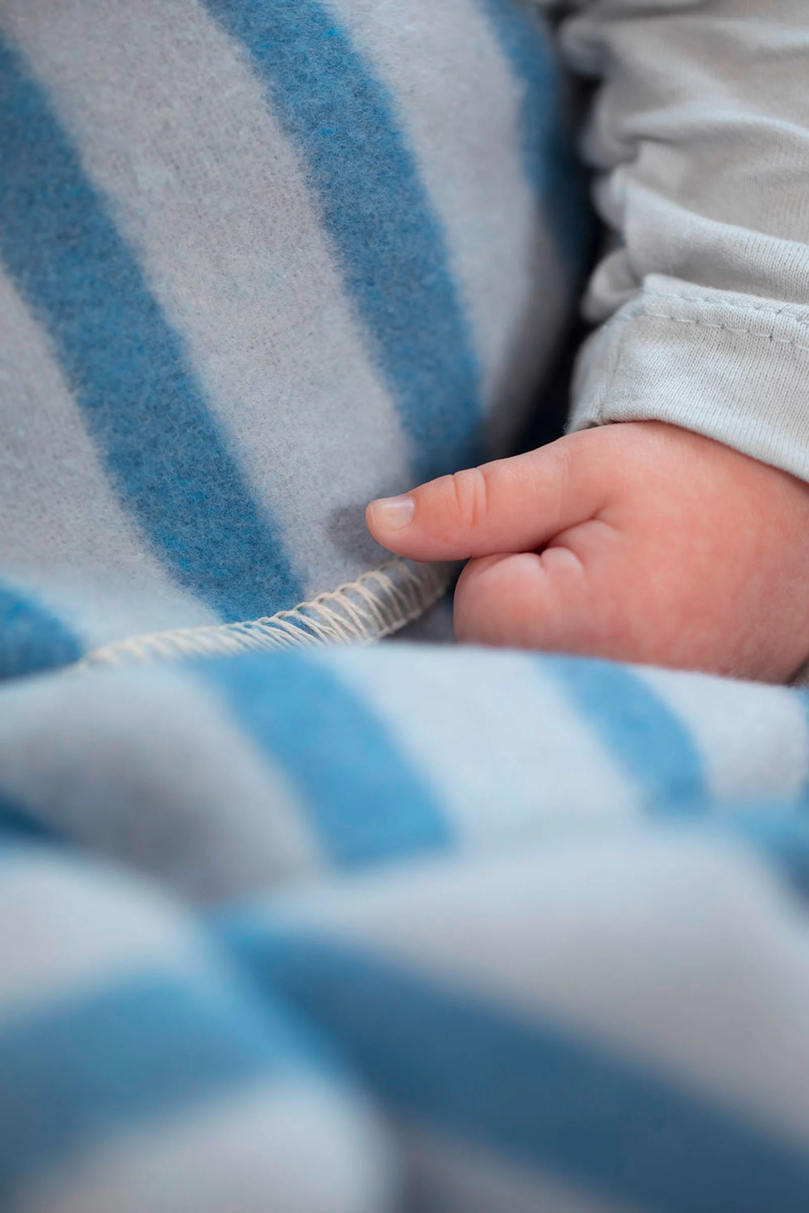 david-fussenegger-juwel-babydecke-mini-marine-grs image 4
