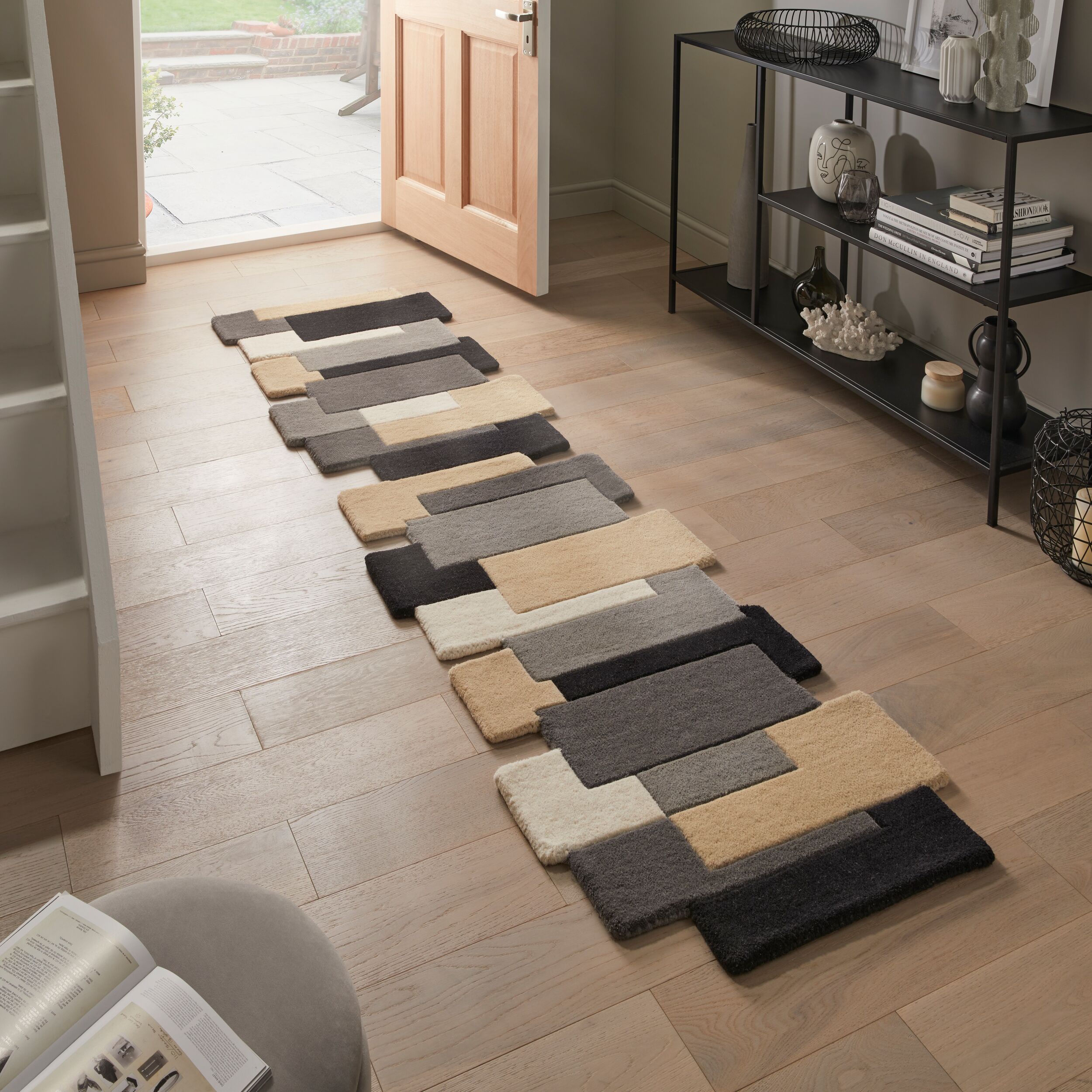 flair-rugs-collage-moderner-woll-l-ufer-mit-cut-out image 4