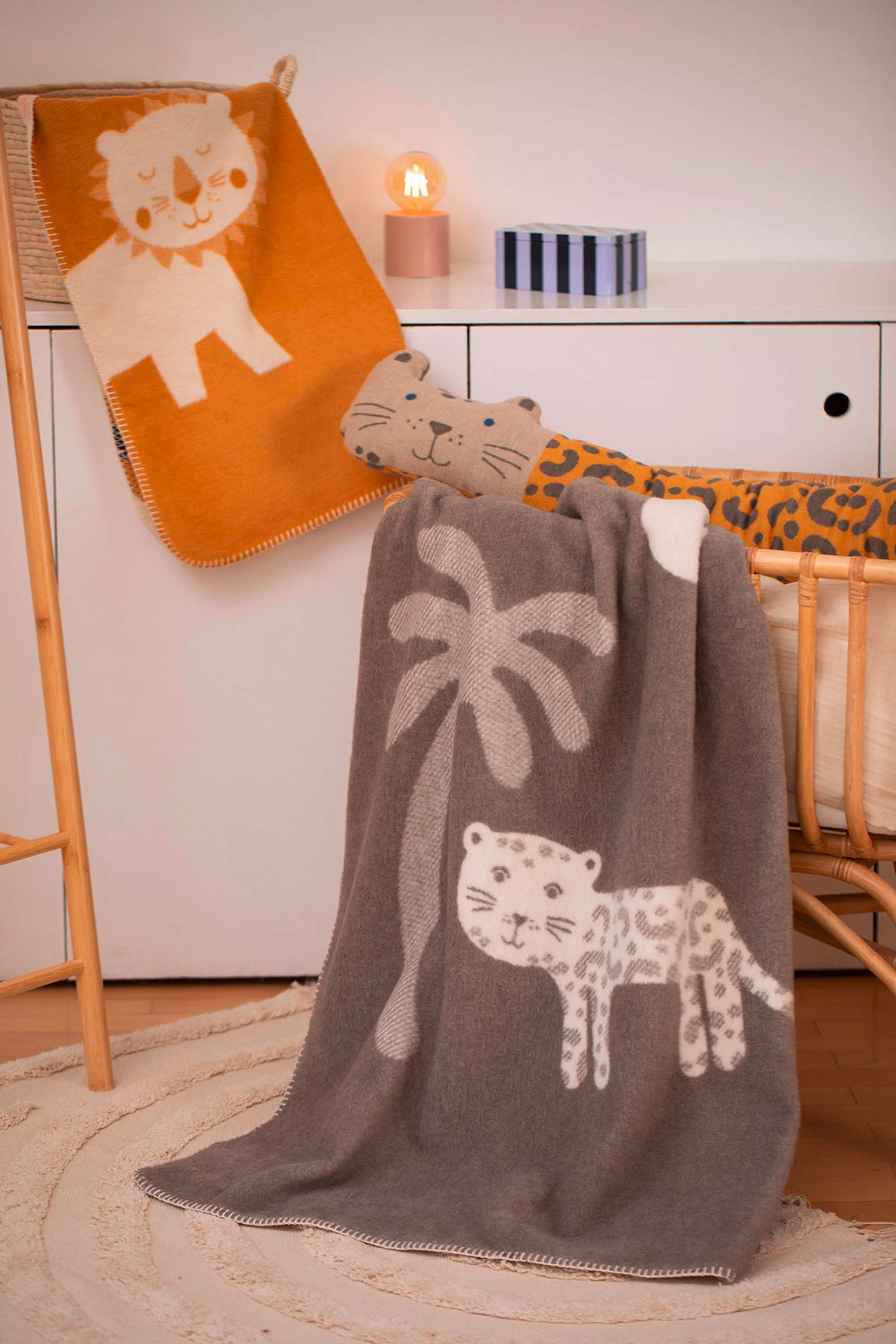 david-fussenegger-mila-kinderdecke-leo-grs image 4